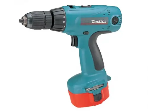  Купить  Шуруповерты Аккум. шуруповерт MAKITA 6337 DWАE  в Одессе купить в интернет-магазине strojtehnika.od.ua 